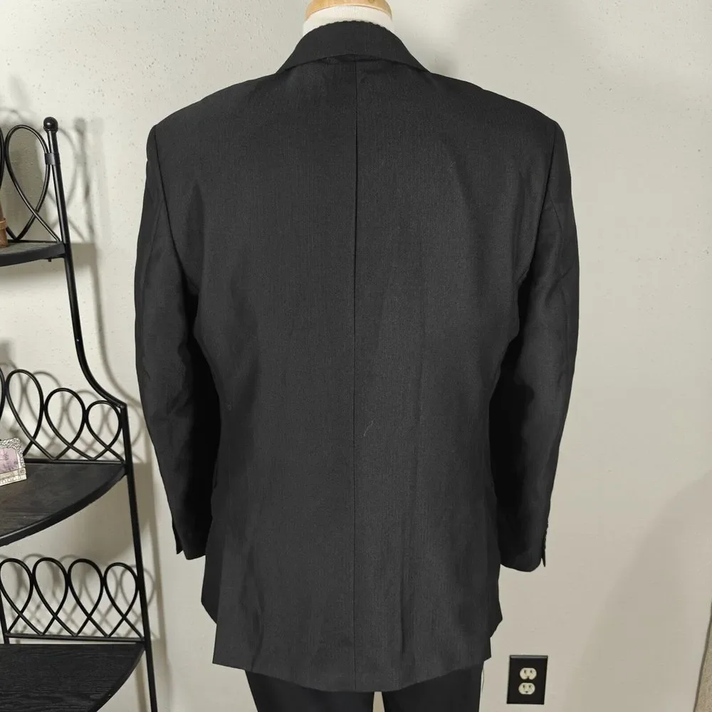 Calvin Klein Men's Sport Coat Blazer Two Button Black Herringbone Poly Blend 42R